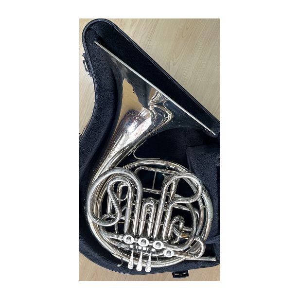 Used Holton French Horn H379 s/n# 672620
