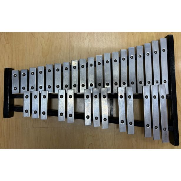 Used Yamaha Glockenpiel MBL32A SN: 103281