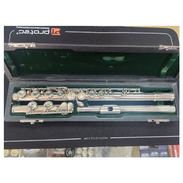 Used Altus Flute A807 s/n# 038011